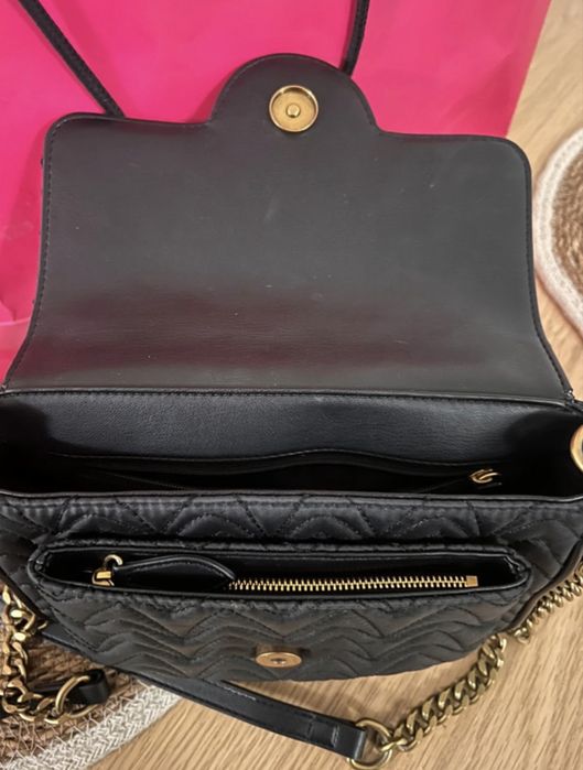 Czarna pikowana torebka Pinko