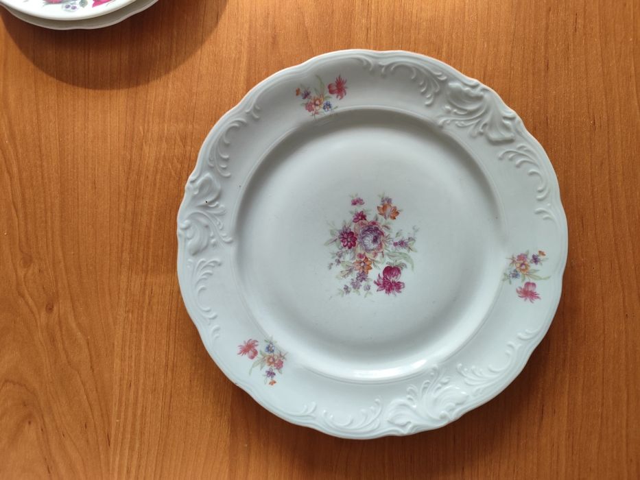 Wałbrzych Talerz płytki porcelana malowana w kwiaty