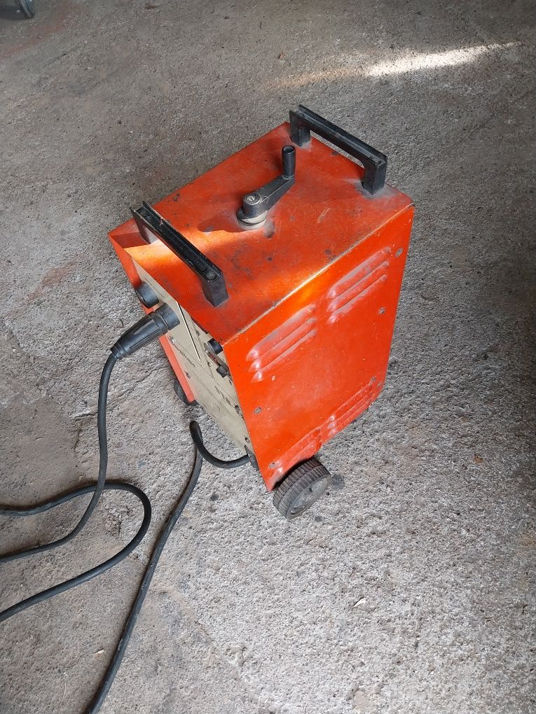 Spawarka Bester STB-225