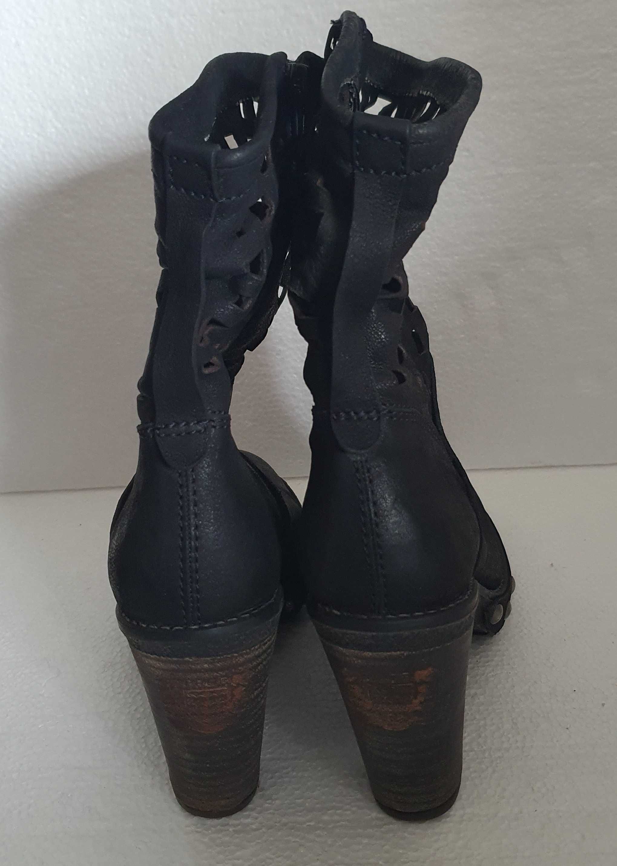 Botas em pele para Mulher - PROF