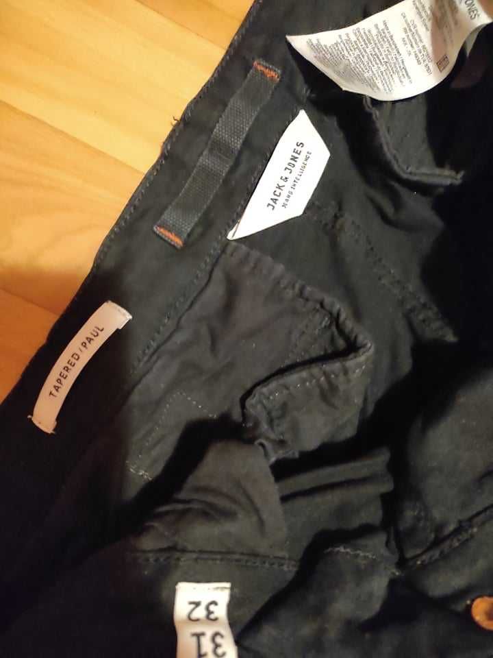Брюки по Jack & Jones джинсы  с карманами 32