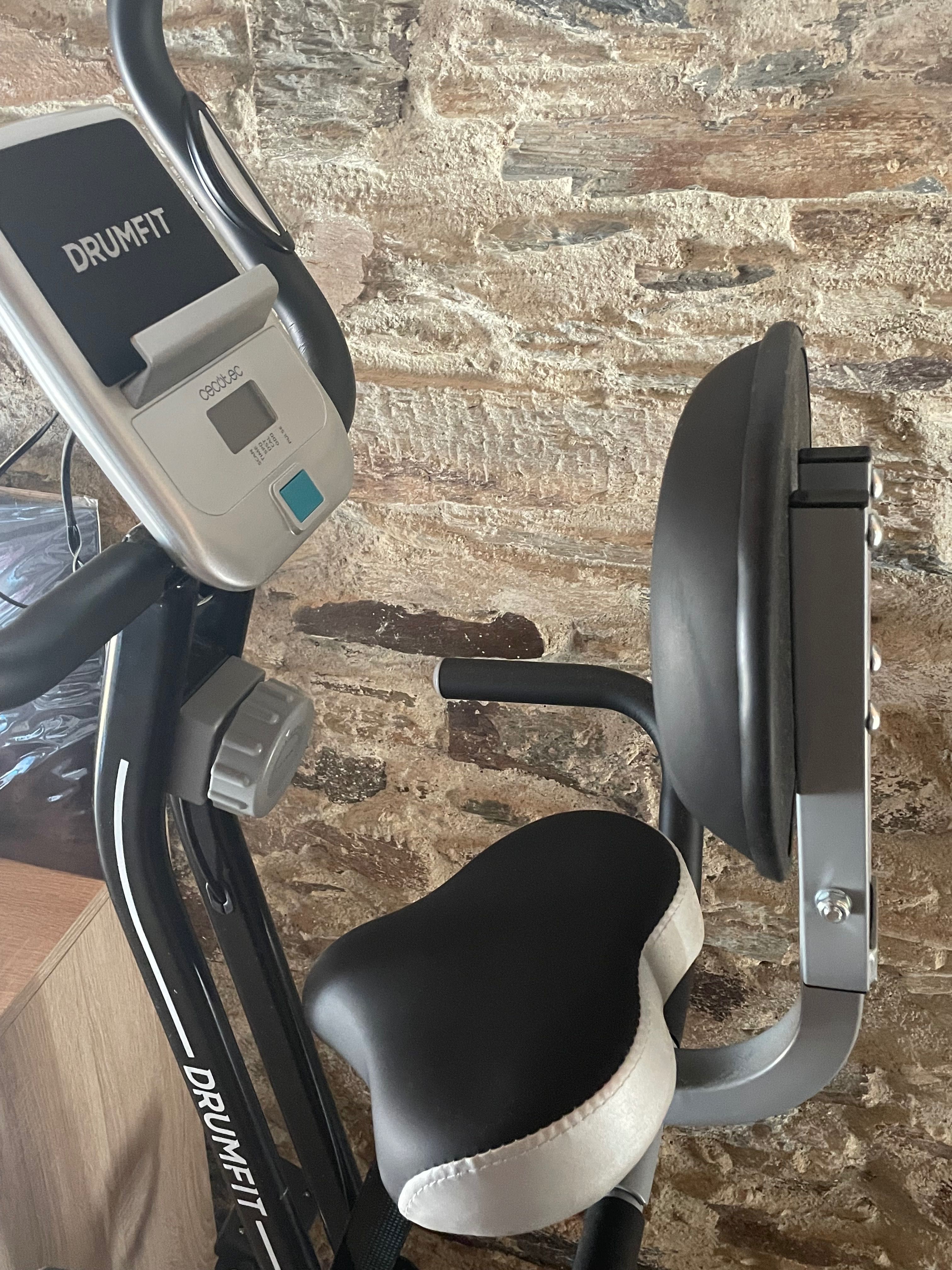 Bicicleta estática Cecotec (com apoio lombar)