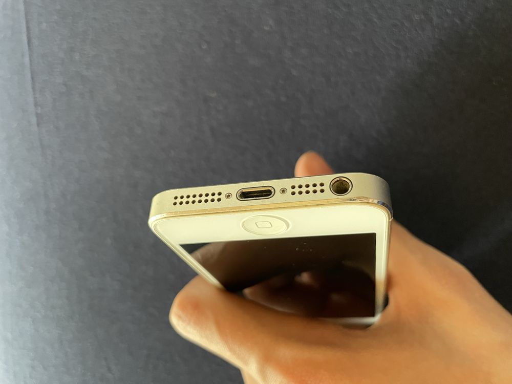 iPhone SE 1. generacji 16 GB