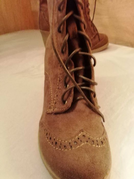 Botki damskie przejściowe zamszowe 39