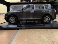 Porshe Cayenne Turbo 1/18