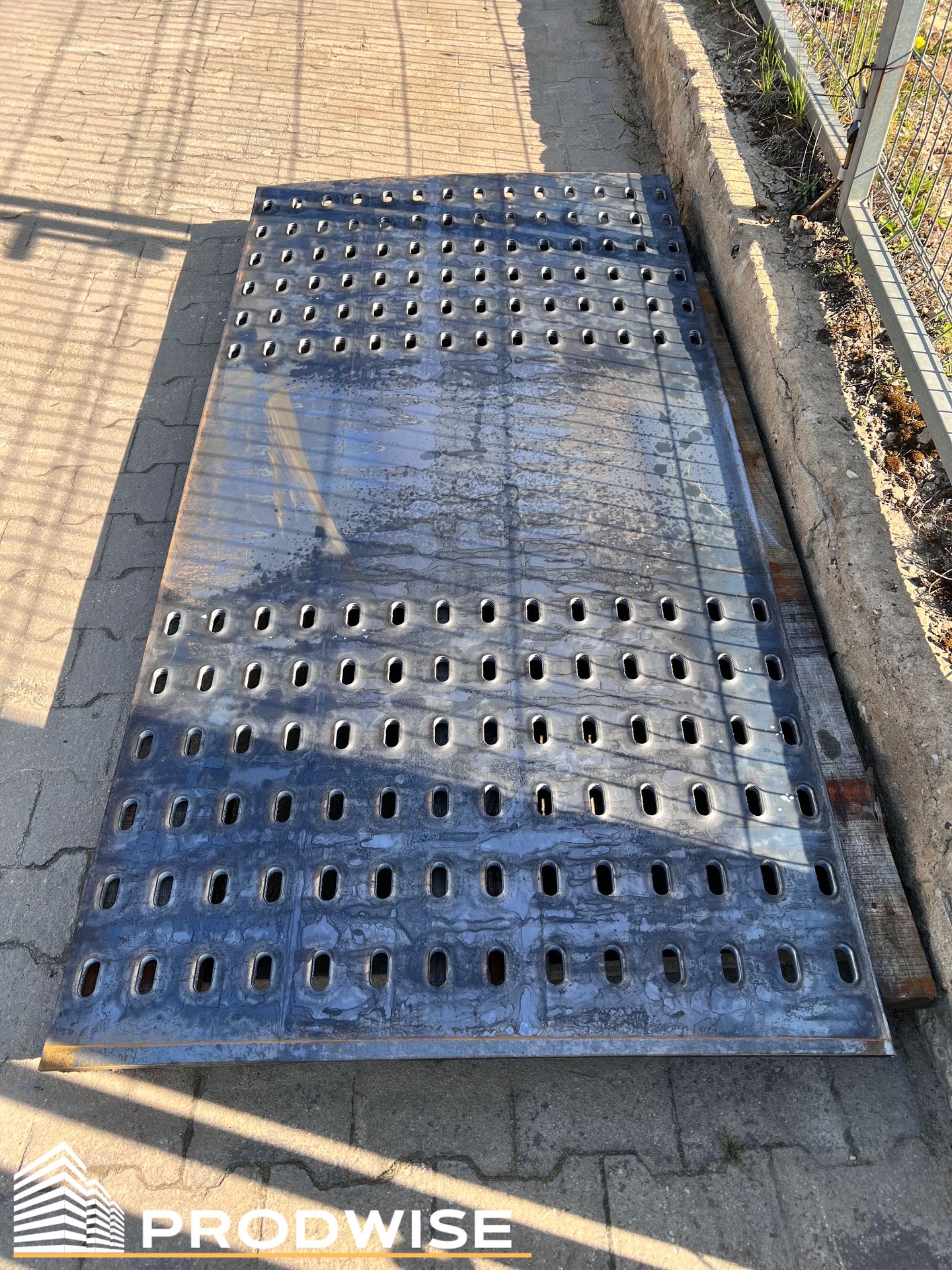 Blacha stalowa Lohr 1m x 2m (blacha perforowana / na przyczepy lawety)