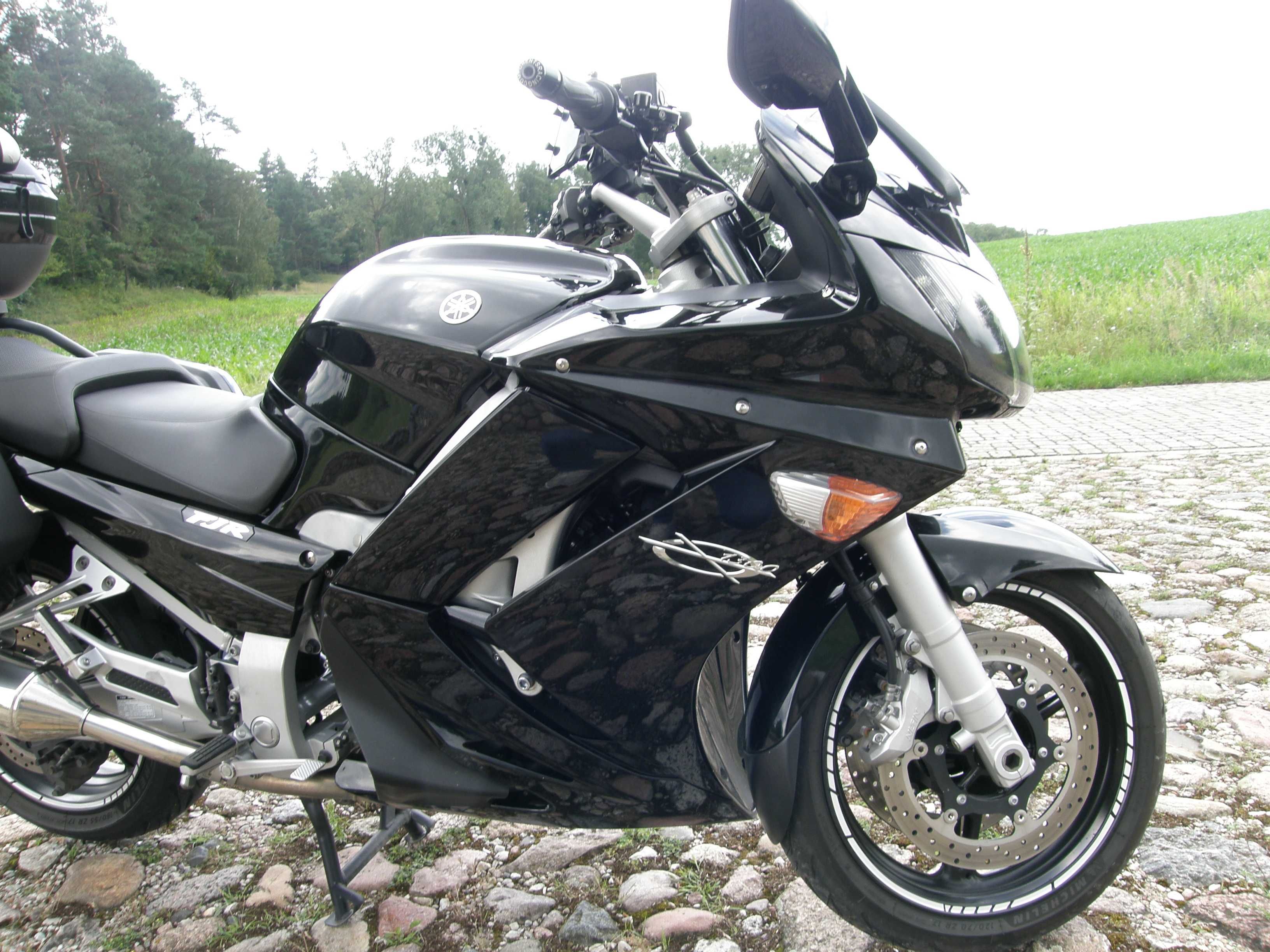 Yamaha fjr 1300cm.2011 rok 72000 km.
