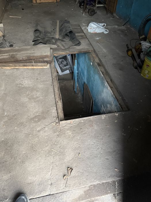 Продам капітальний гараж