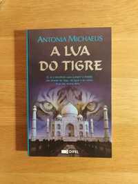A lua do tigre Livro por Antonia Michaelis -portes CTT gratis