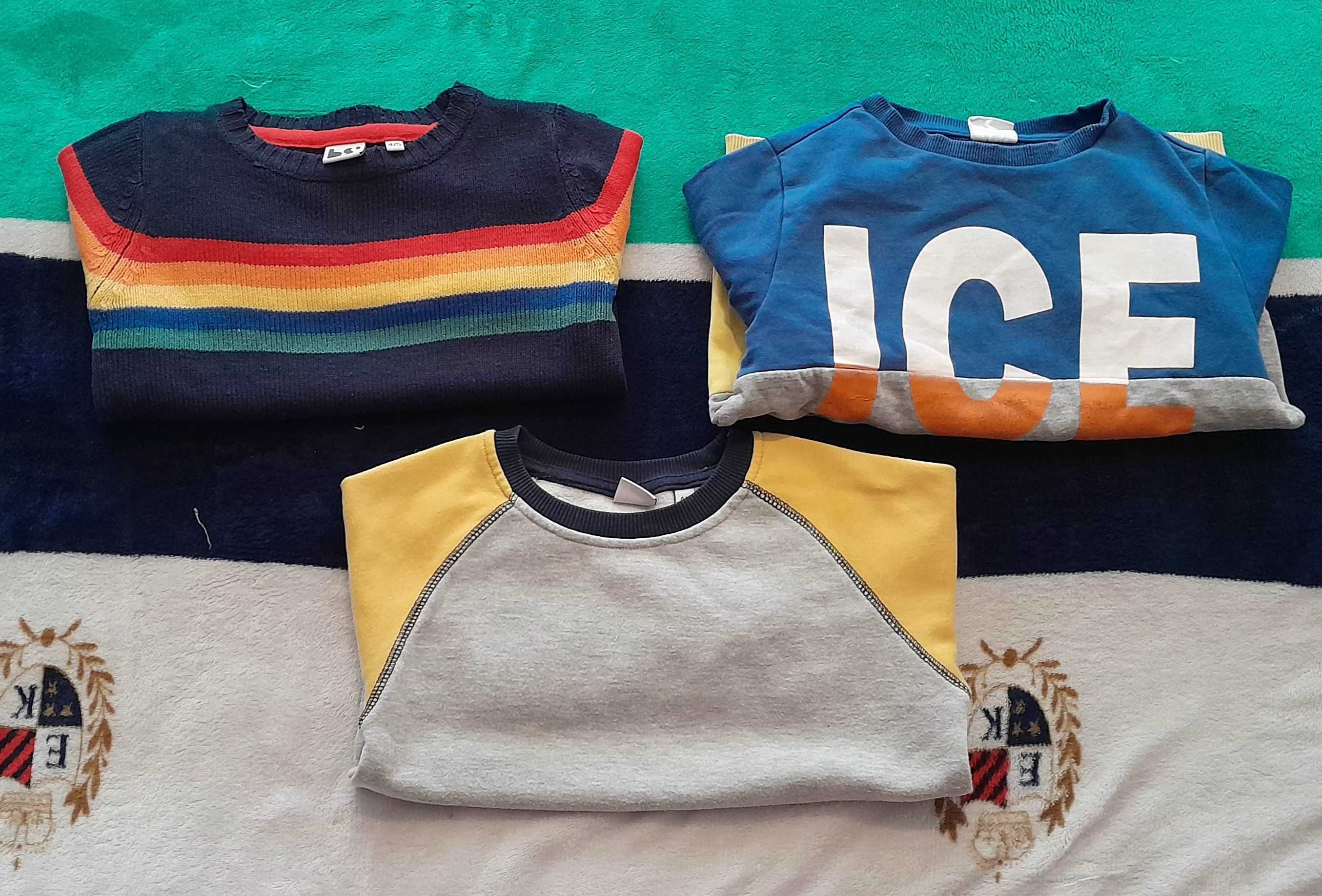 Roupa de menino e menina