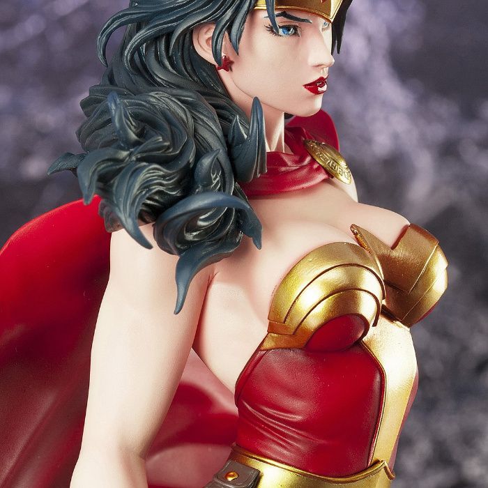 DC - Mulher Maravilha - DC Statues - estátuas- Wonder Woman 30cm
