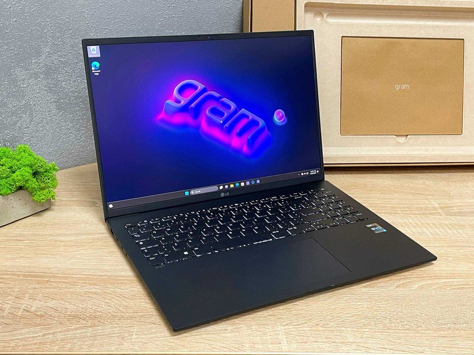 Потужний LG Gram 16- Core I7-1360P/ 32GB Ram/ 1Tb SSD/ WQXGA 2560×1600