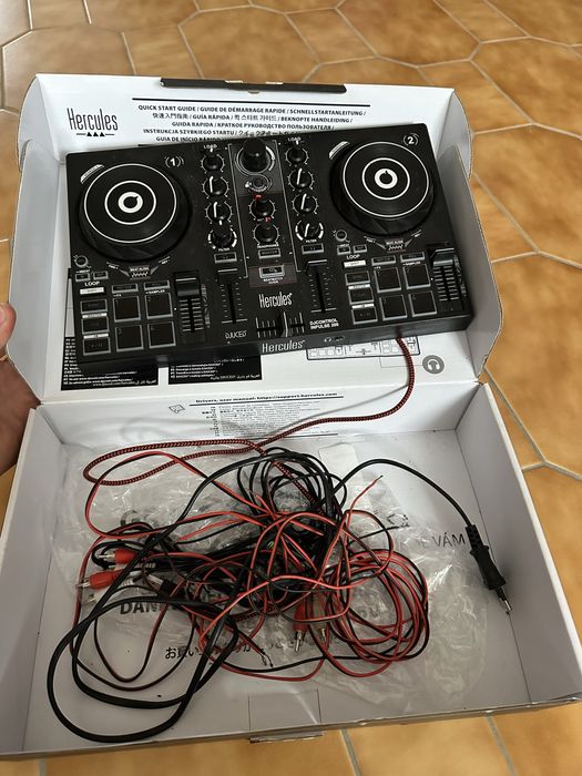 PACK Hercules DJ Control 200 + Colunas