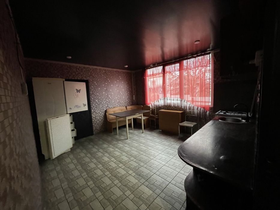 Здається 1 кімнатний будинок