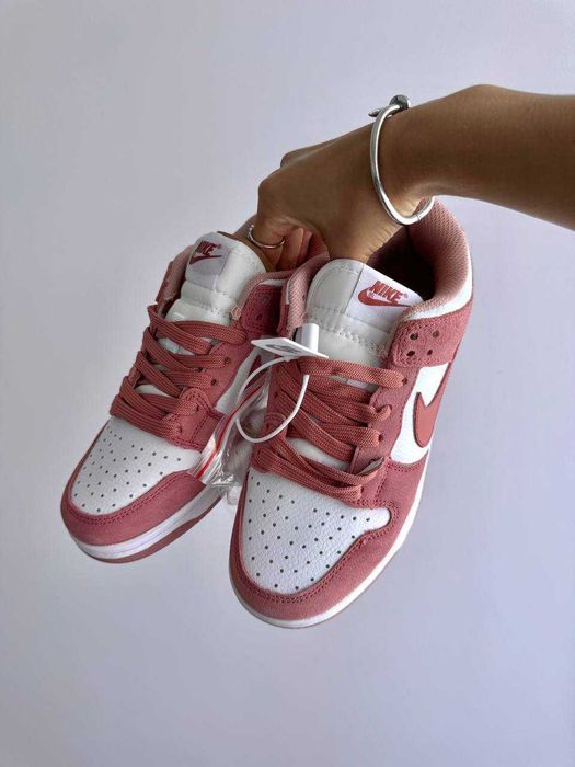 Кросівки Nike SB Dunk Low Crimson/White premium жіночі