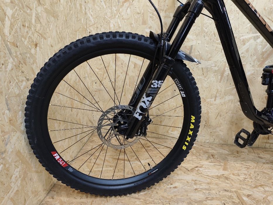 Rower karbon full NS BIKES Define 2 150/160 niska waga FOX roz M