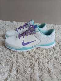 Nowe buty Nike damskie