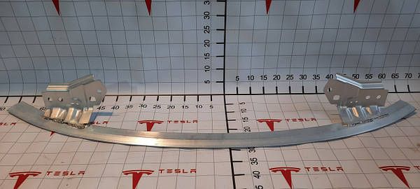 Усилитель нижний переднего бампера Tesla Model 3