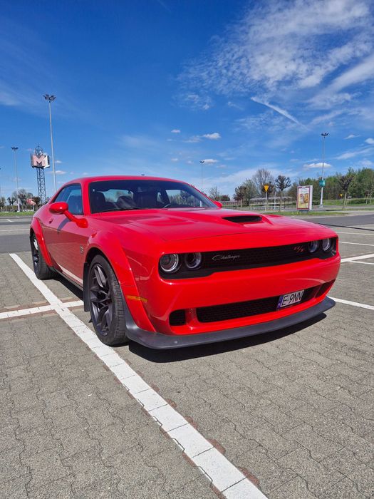 DODGE CHALLENGER 6.4 V8 492kM SRT scat pack widebody