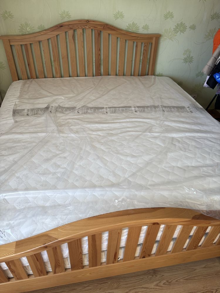 Materac twardy 180x200