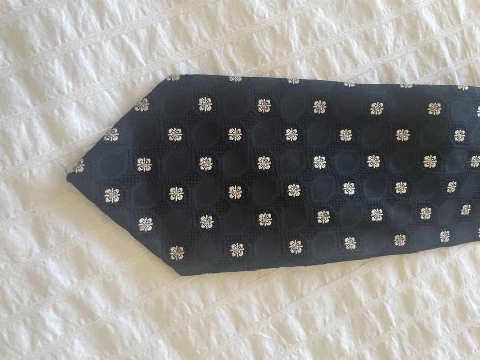 Gravatas | em tons de cinzento e preto