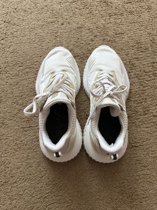 Кросівки Adidas AlphaBounce Beyond Cloud White