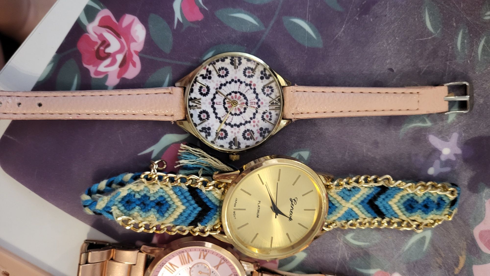 Zestaw damskich zegarków