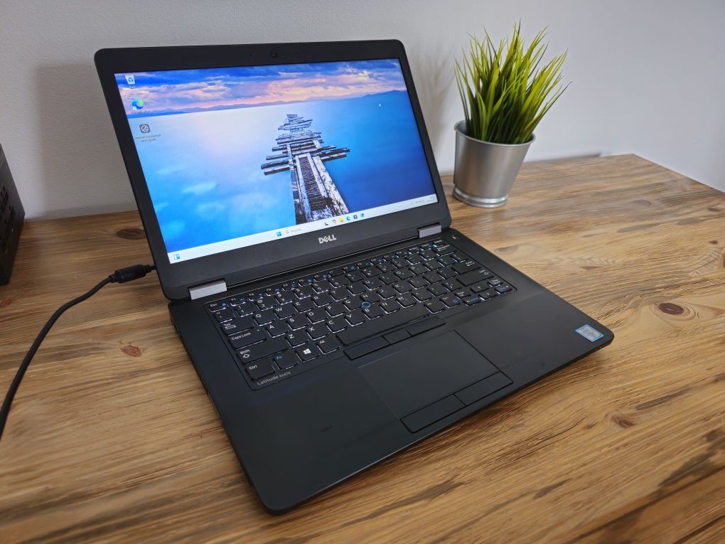 Komputer Dell latitude E5470