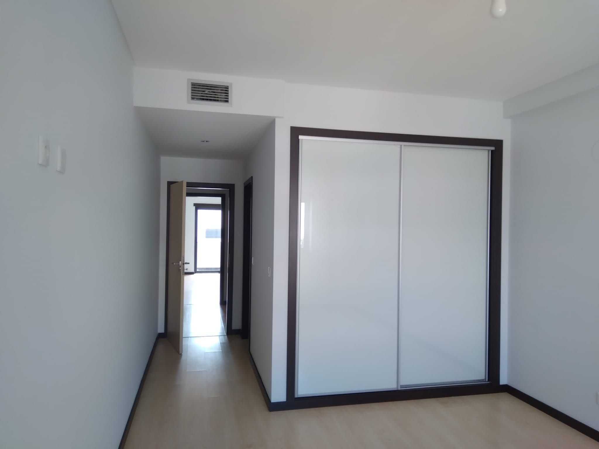 Arrendamento apartamento T3 em condomínio fechado