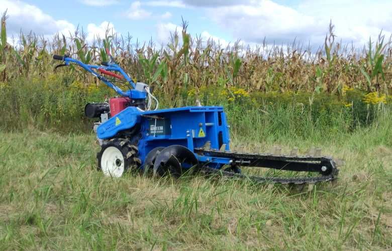 Koparka łańcuchowa MASTER SRLT-70 z napędem na koła Diesel 499cm3 70cm