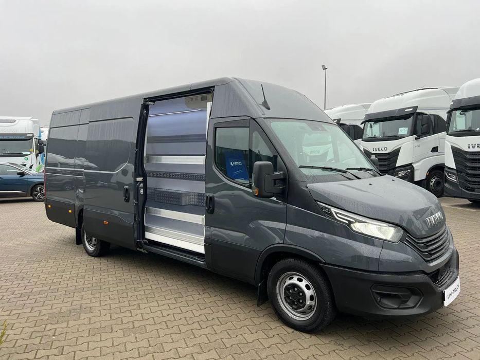 Iveco 35S18V Chłodnia Izoterma Maxi Nowy  Izoterma Taniej nie znajdziesz!!!