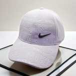 Vendo chapeus da nike novos com etiqueta.