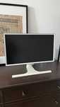 Monitor Samsung S24E370DL biały z ładowaniem indukcyjnym