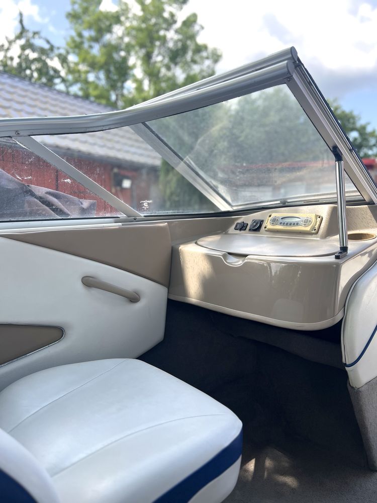 Bayliner 3.0L, 7 osób