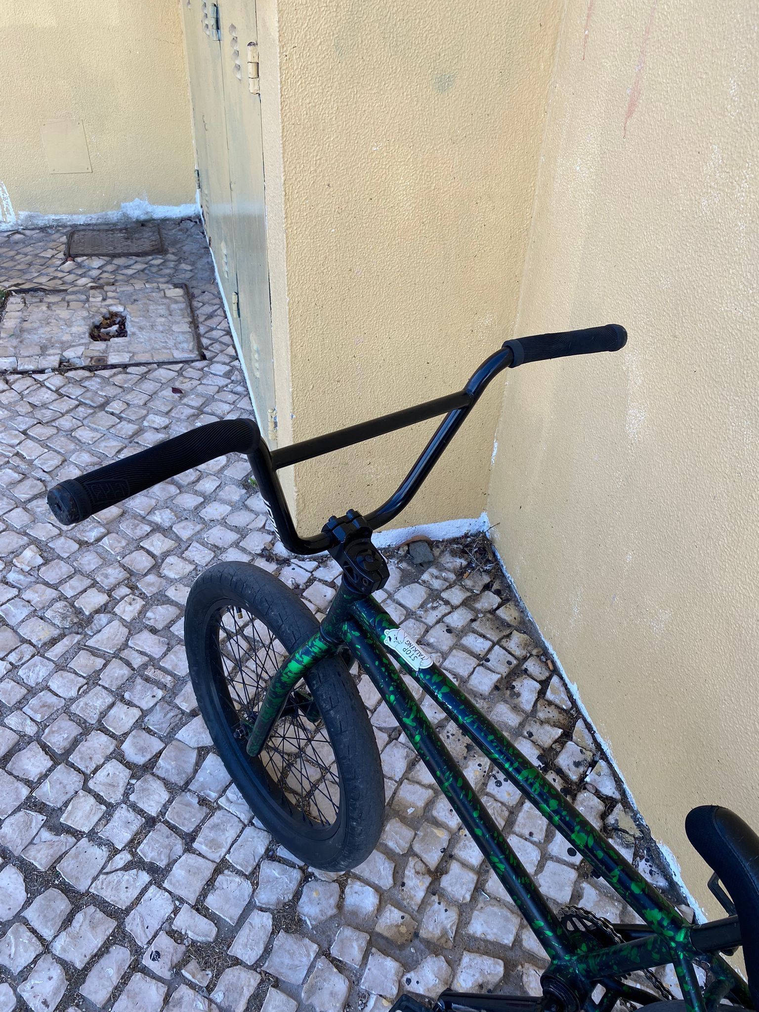 Bicicleta estilo bmx