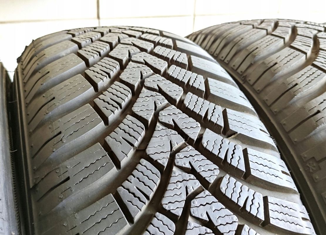 4x 195/65r15 Falken Eurowinter Hs01/2020r C/B/70dB 8mm Jak Nowe