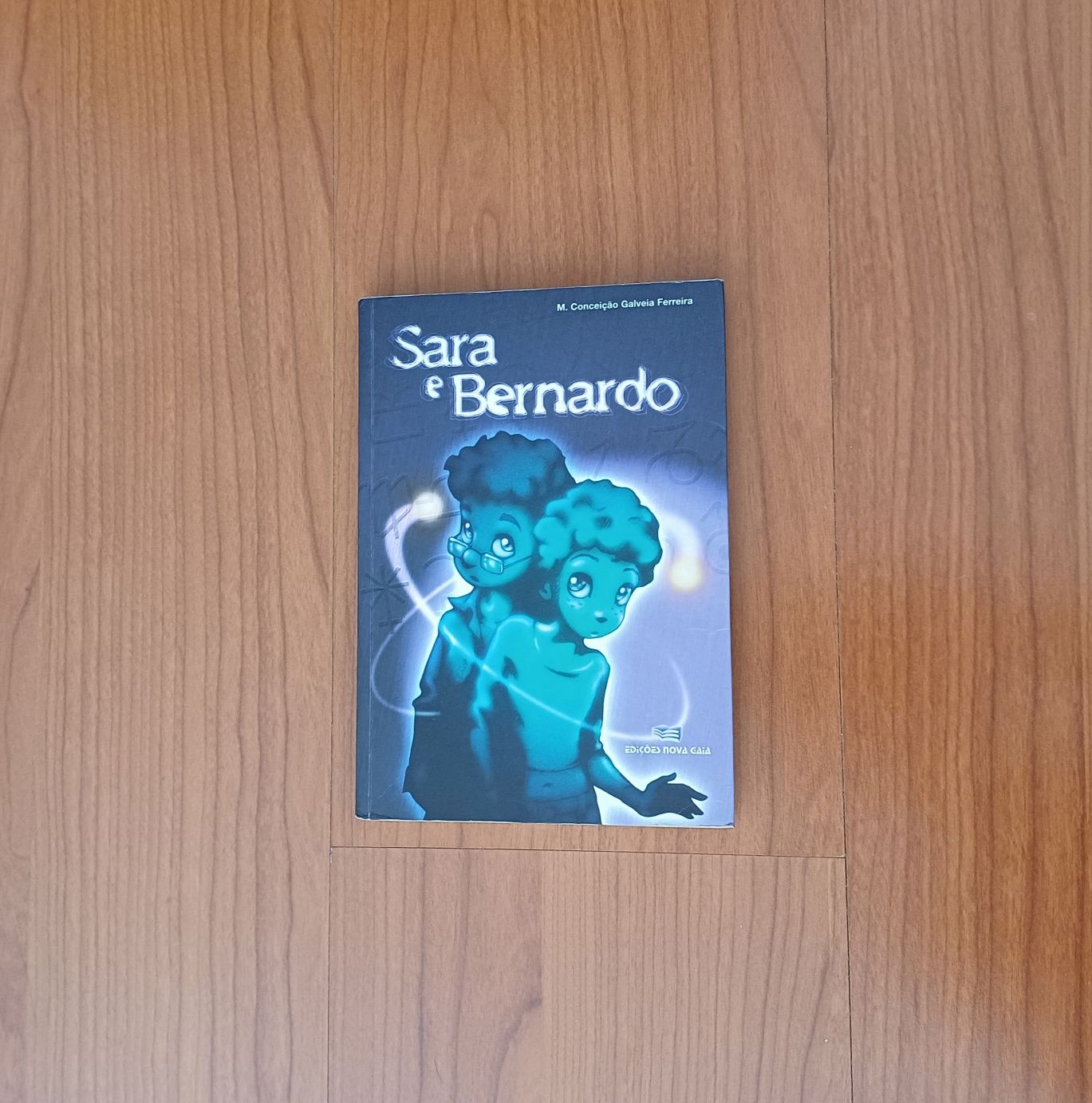 Livro Sara e Bernardo