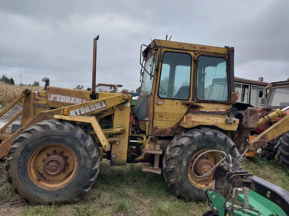 Koparkoladowarka Hydrema 805