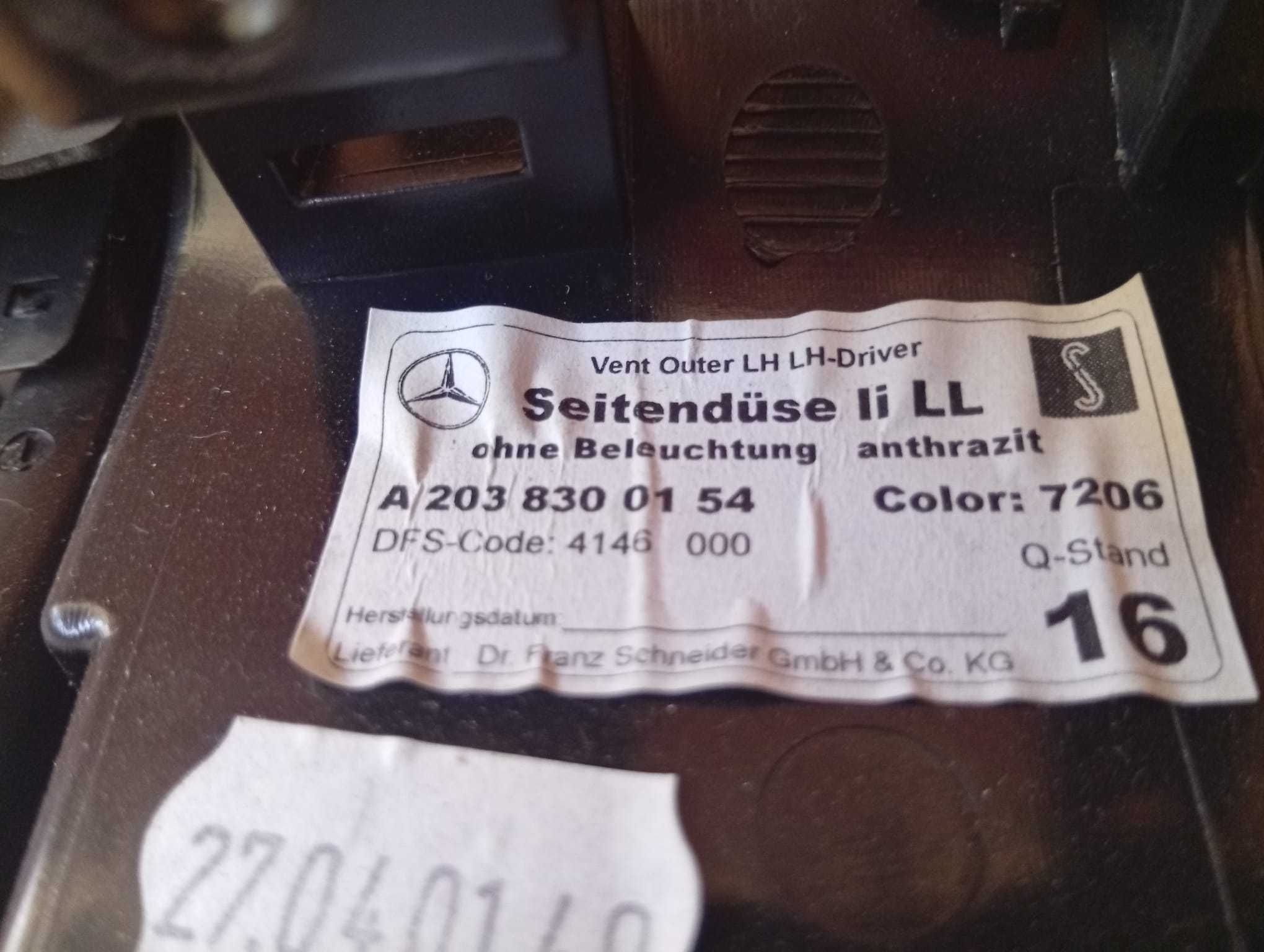 Difusor de Ar Lateral - Mercedes W203 C-Class