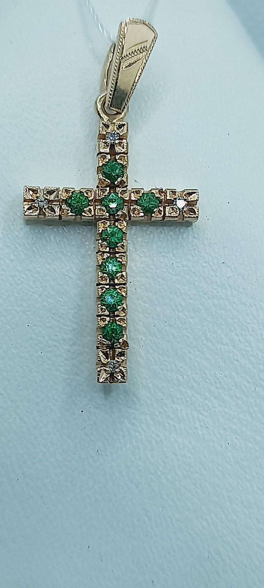 Підвіс хрест з демантоідом(рідкісний зелёный гранат)та діамантами