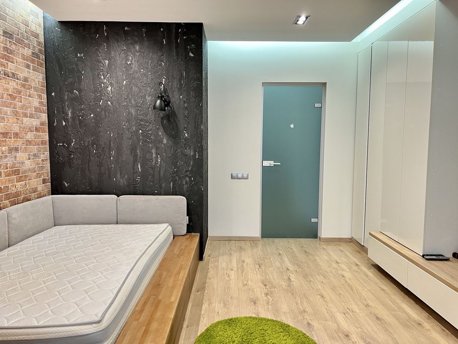 Оренда 4к, Левада, за Сільпо, 150м2