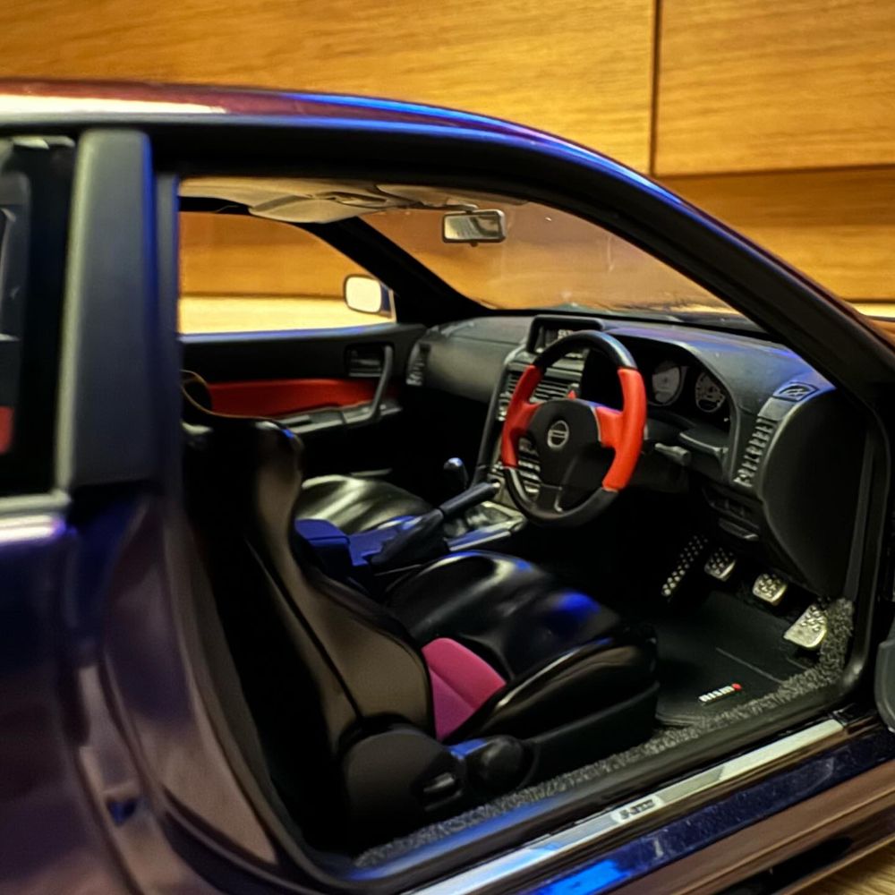 Модель Nissan Skyline GT-R 34 Autoart 1/18