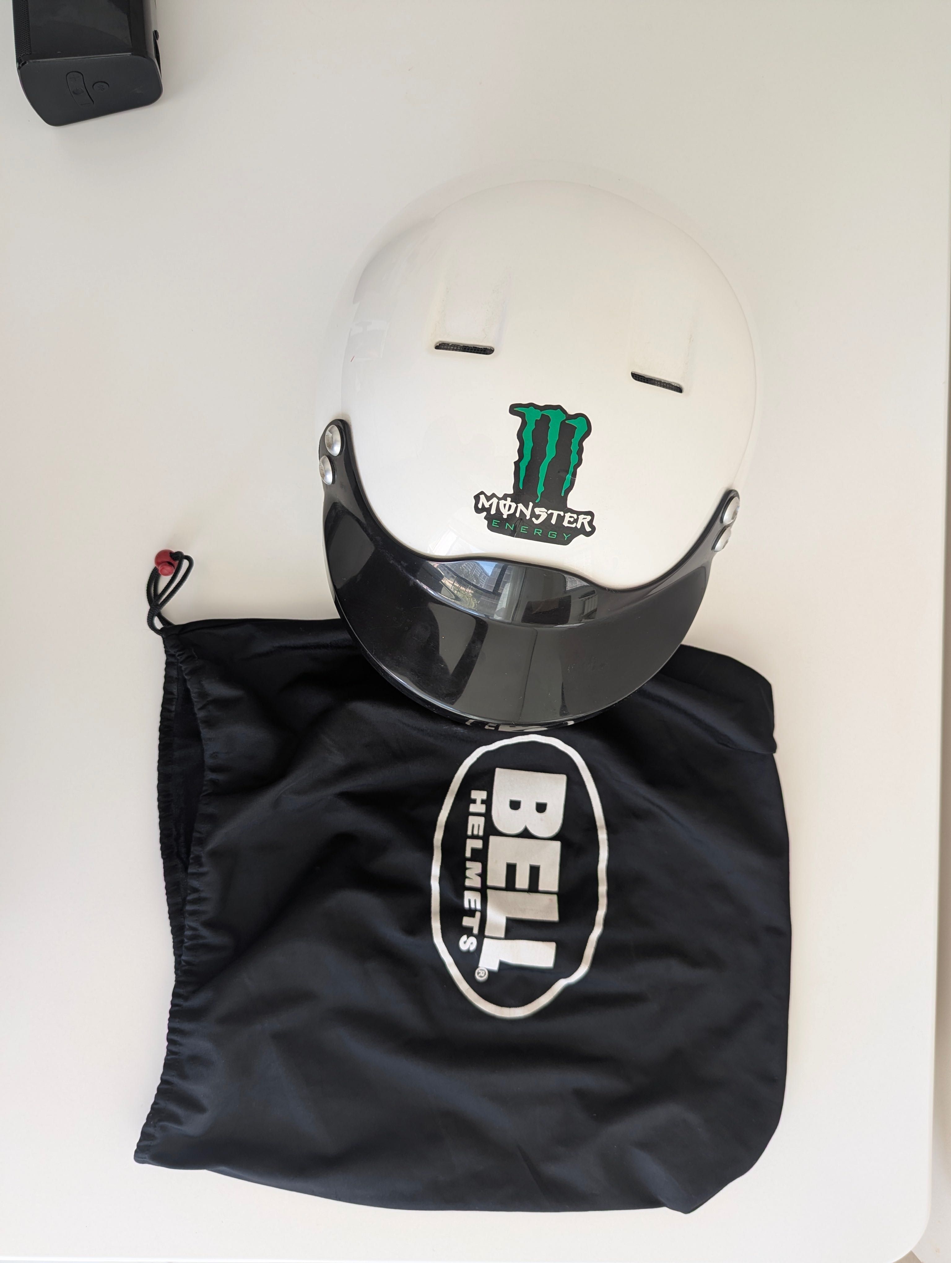 Capacete de Moto Aberto Bell (Estilo Jet - Tamanho L)