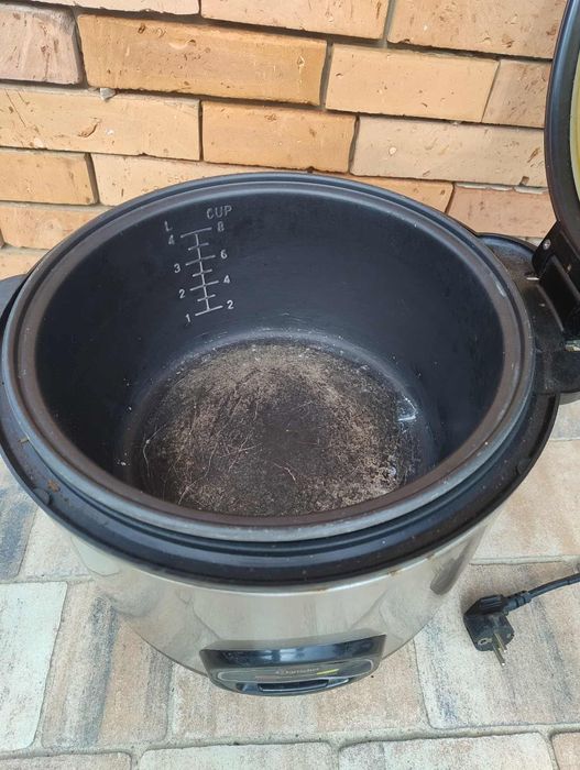 Garnek gastronomiczny do podgrzewania posiłków