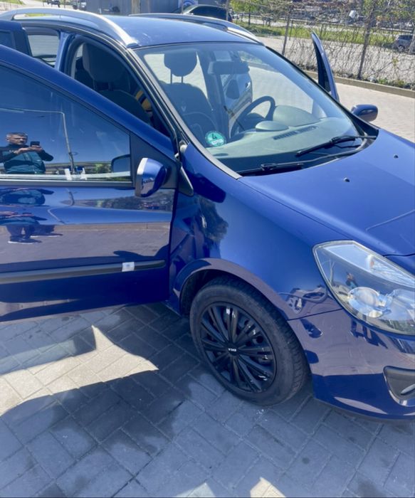 Продам власне авто Renault Clio III 2009