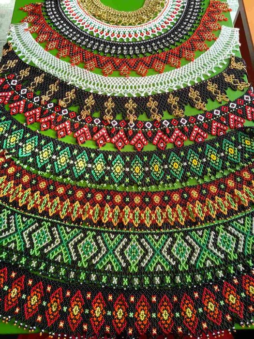 Вироби з бісеру. Гердан, силянка, краватка,чокер