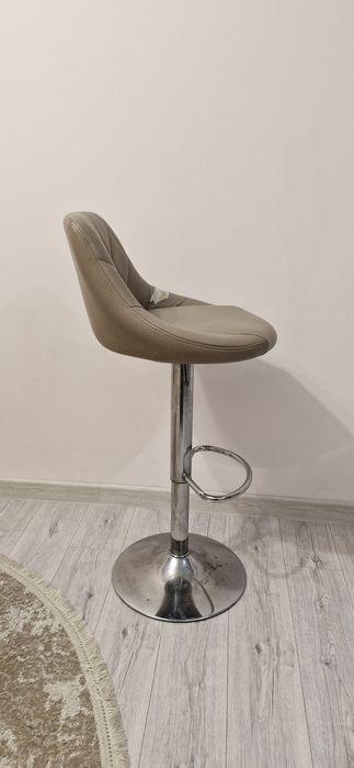 Продам крісло для візажу/ макіяжу барний стілець