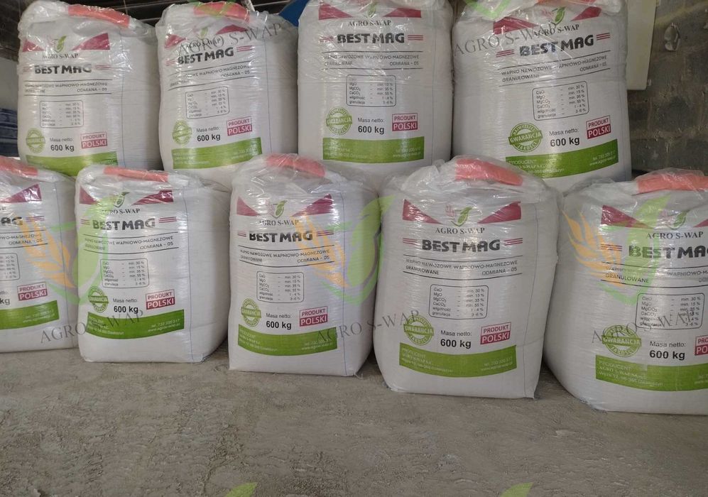 Wapno granulowane nawozowe.