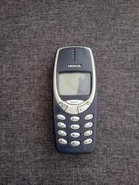 Stara Nokia 3310 kolekcjonerska telefon komórkowy z ładowarką