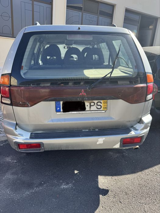 Mitsubishi pagero sport wagon